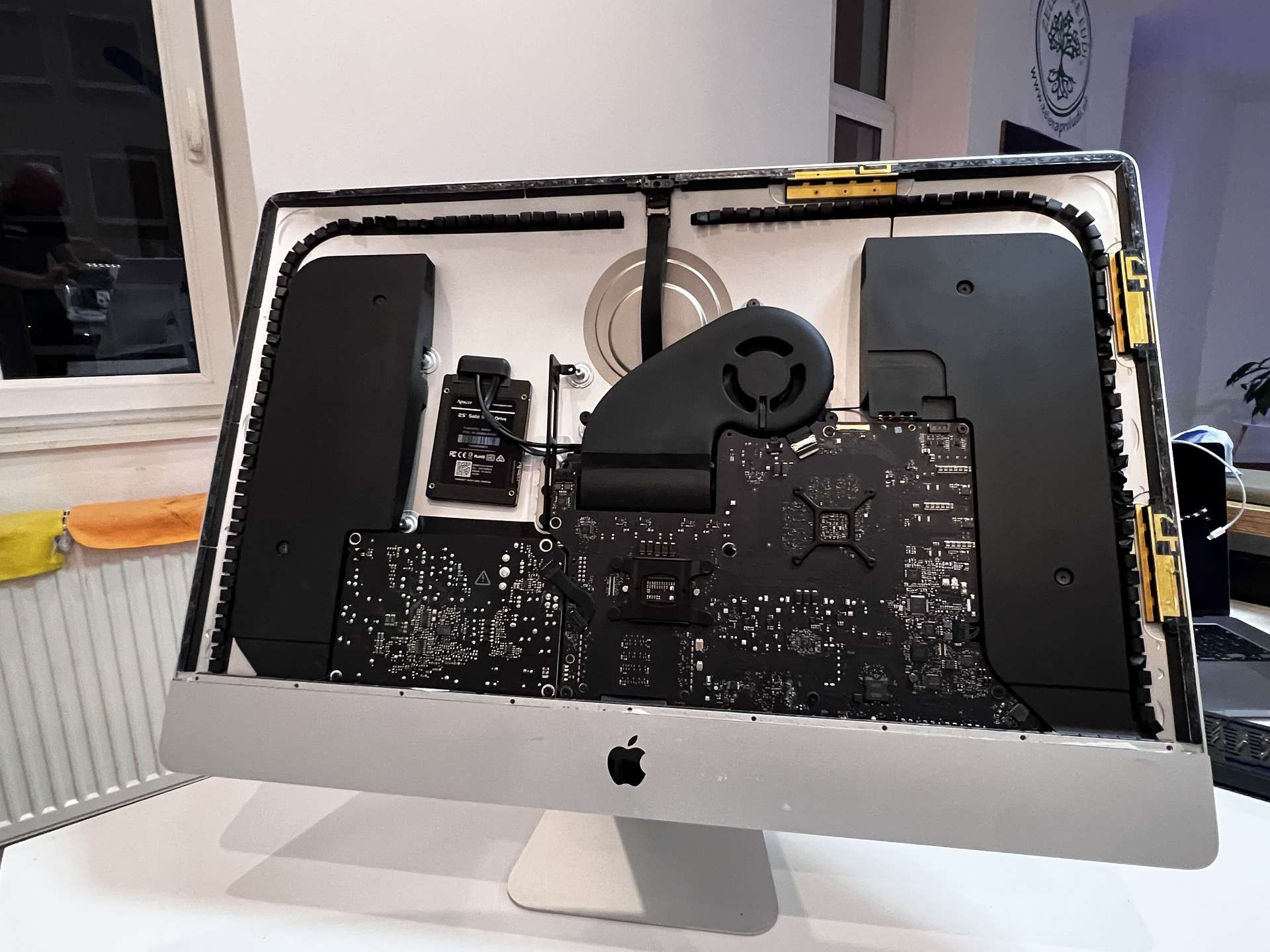 Servis Apple iMac